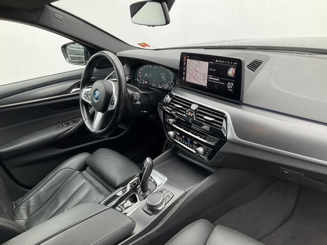 BMW 5-SERIE Touring 530e M-Sport Leer Memory Laser Adapt.Cr Sfeer PHEV Business Edition Plus Plug-in