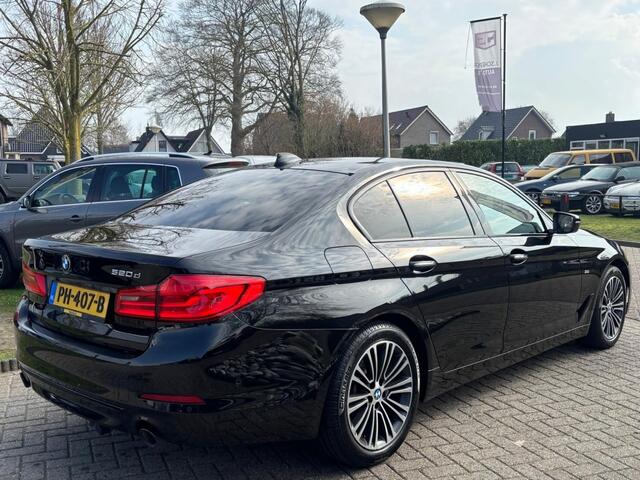 BMW 5-SERIE 520D Sedan High Exe 2017 HUD Dealerauto Trekhaak