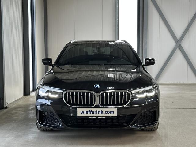 BMW 5-SERIE Touring 530e M Sport Edition | Elek. Trekhaak | H&K Sound | ACC | Park-Assist |
