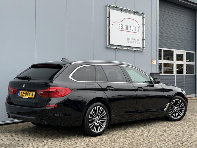 BMW 5-SERIE Touring 520i Executive Automaat Navigatie/Camera/18inch.