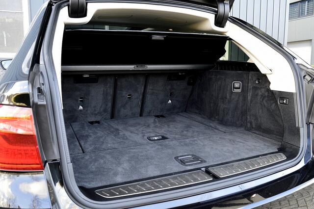 BMW 5-SERIE Touring 530i Executive Rijklaarprijs-Garantie Panorama dak Navigatie Led Airco Trekhaak