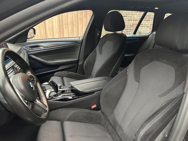 BMW 5-SERIE Touring 530e High Executive M Pakket Panorama Elek Stoel Trekhaak