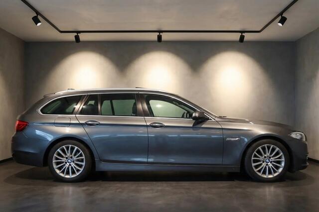 BMW 5-SERIE touring 520i Luxury Edition l Pano l HUD l Memory l 360 Camera l VOL OPT