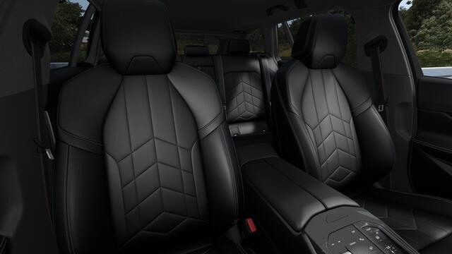 BMW 5-SERIE Touring 530e M Sport Automaat / Trekhaak / Achteruitrijcamera / Adaptieve LED / M Sportonderstel / Stoelverwarming / Stuurverwarming