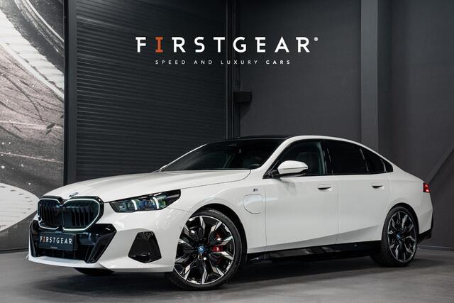 BMW 5-SERIE 550e xDrive *M-Sport Pro / Bowers & Wilkins / Panorama / Stoelventilatie / HUD / Surround-view / Keyless*