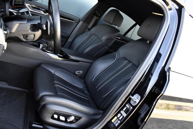 BMW 5-SERIE 545e xDrive High Executive M-pakket Carplay - Trekhaak - 360 camera