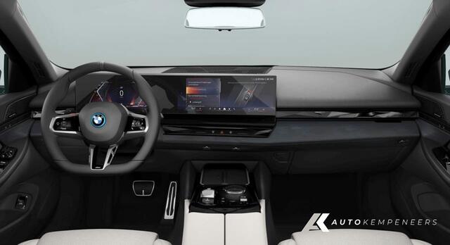 BMW 5-SERIE 530e xDrive M Sport