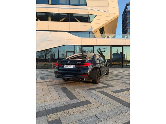 BMW 5-SERIE 545e xDrive High Executive /Schuif-Dak / Camera /Dealer Onderhouden /