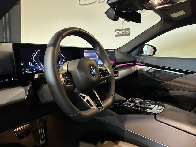 BMW 5-SERIE 530E M SPORT EDITION l NAP l HK SOUND l ACC l TREKHAAK l LED l