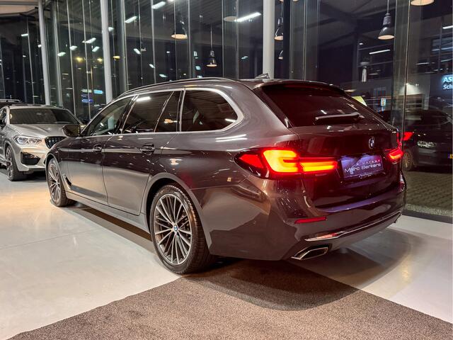 BMW 5-SERIE Touring 530d High Executive Adaptive cruise, Leder, HeadUp.