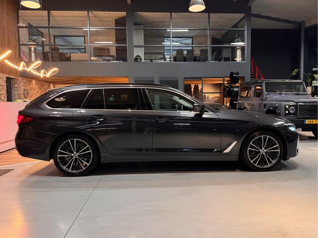 BMW 5-SERIE Touring 530d High Executive Adaptive cruise, Leder, HeadUp.
