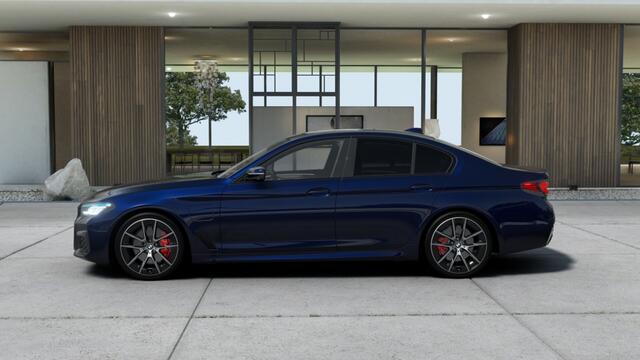 BMW 5-SERIE 530e 292PK X-Drive M-Sport / Softclose / Individual / 360° / M-S