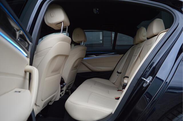 BMW 5-SERIE 520e Executive | M-PAKKET | CAMERA | CARPLAY |