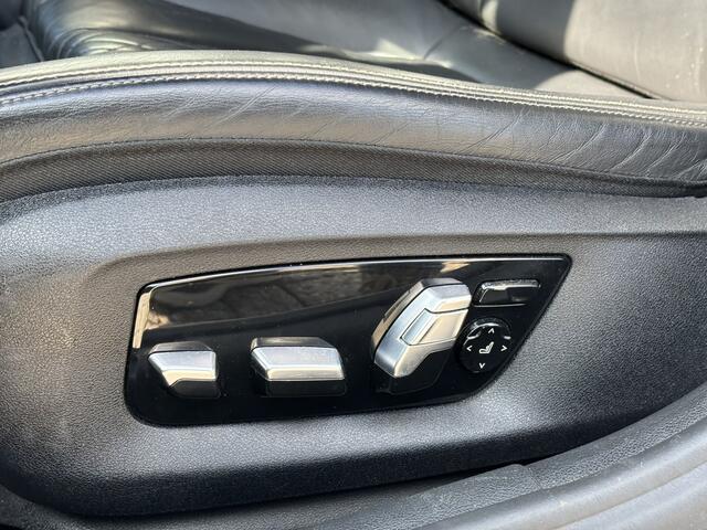 BMW 5-SERIE Touring 530d xDrive High Executive / Head Up Display / Trekhaak / Navi / Lederen Bekleding /