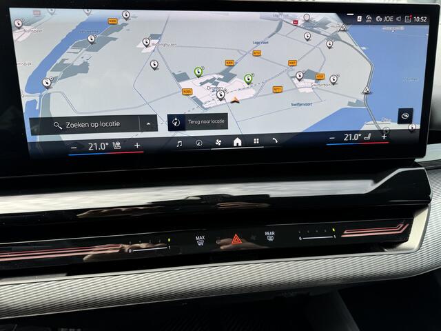 BMW 5-SERIE Touring 530e xDrive M Sport Trekhaak | Stuurverw. | Harman Kardon | Adapt. Cruise