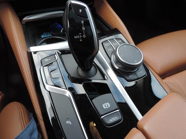 BMW 5-SERIE Touring 540i xDrive High Executive panoramadak