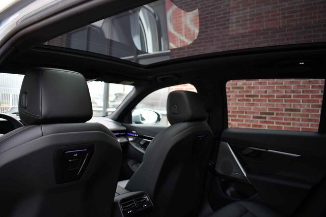 BMW 5-SERIE Touring 550e xDrive M-Sport Pro Pano ACC B&W 360 HUD Stoelvent