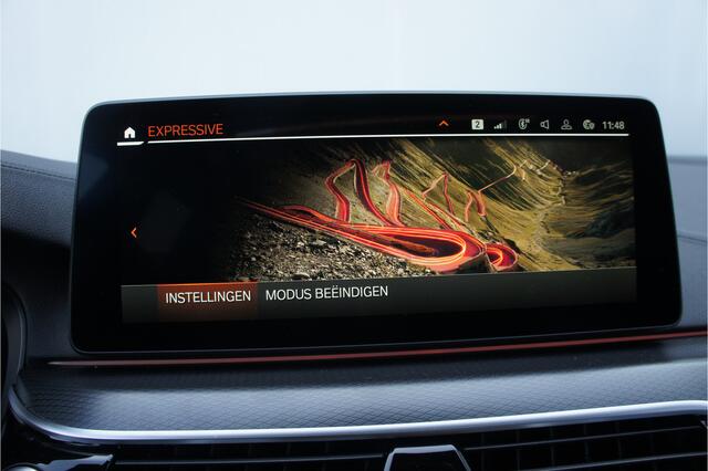 BMW 5-SERIE M550i xDrive High Executive M sportpakket, Glasdak