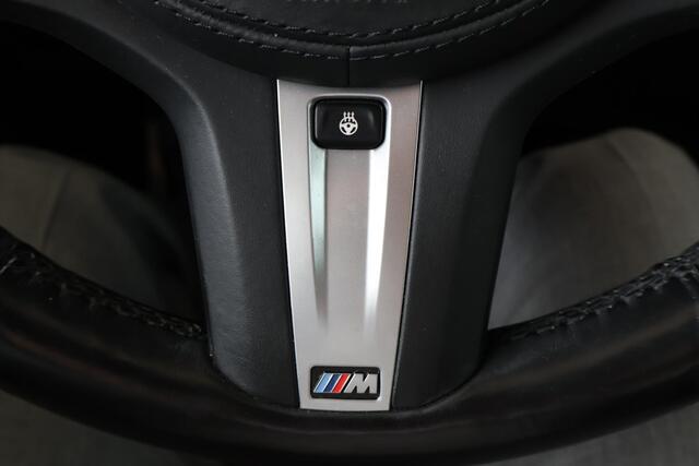 BMW 5-SERIE Sedan 530e M Sport Plus | Exklusive volleder | Stuur- en stoelverwarming | Harman Kardon | Head-up Display | 20" M Y-Spaak | Comfort Access | Galvanische bedieningselementen