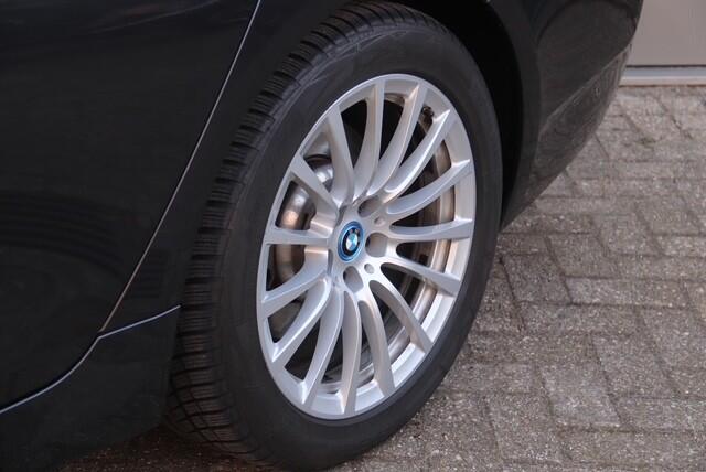 BMW 5-SERIE Touring 530e Business Edition Plus, Carplay, Camera, Laser, Elektr Trekhaak, Memory