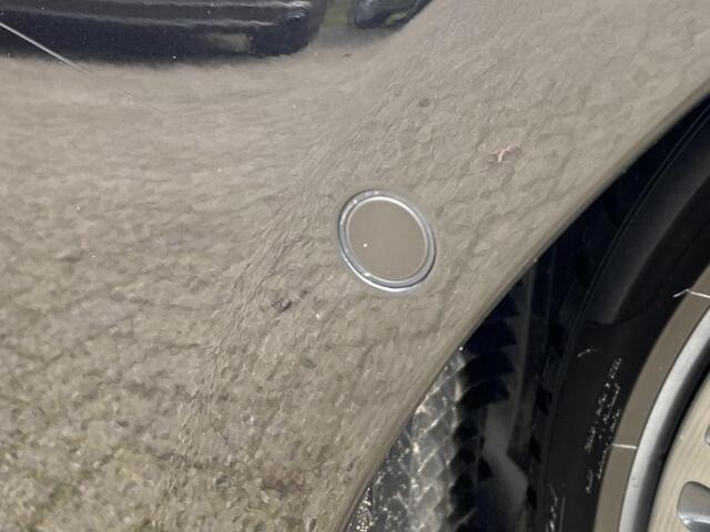 BMW 5-SERIE M550i xDrive High Executive leer/navigatie/automaat