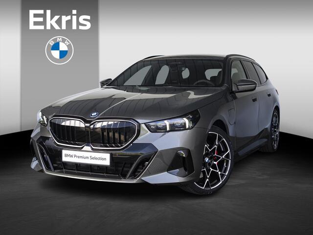 BMW 5-SERIE Touring 530e | M Sportpakket Pro | Innovation Pack | Stuurwielrand verwarmd | Comfort Access | Panoramadak | Stoelventilatie | Bowers & Wilkins | 21''