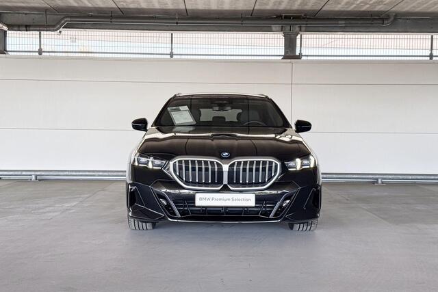 BMW 5-SERIE Touring 530e M Sport Edition