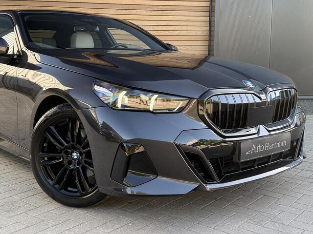 BMW 5-SERIE 520i M-Sport PANO|HEAD-UP|HARMANKARDON|ACC|STOELVENTILATIE