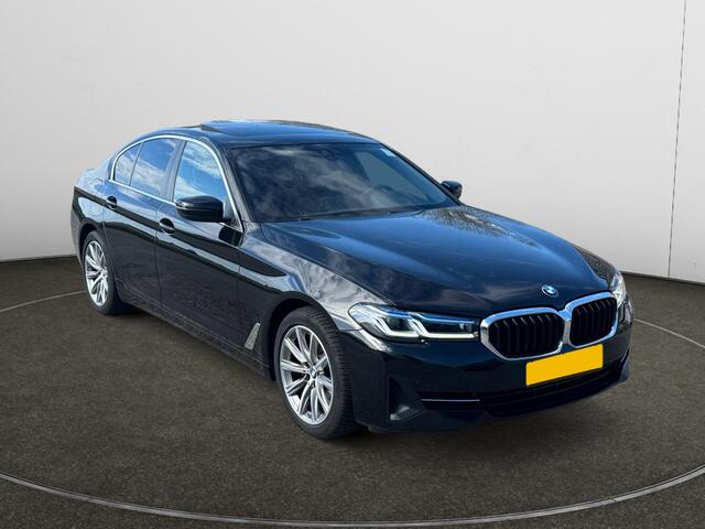 BMW 5-SERIE 520i Business Edition Plus Schuifdak, Laser Light, Nappa Leder Interieur, Full Memory