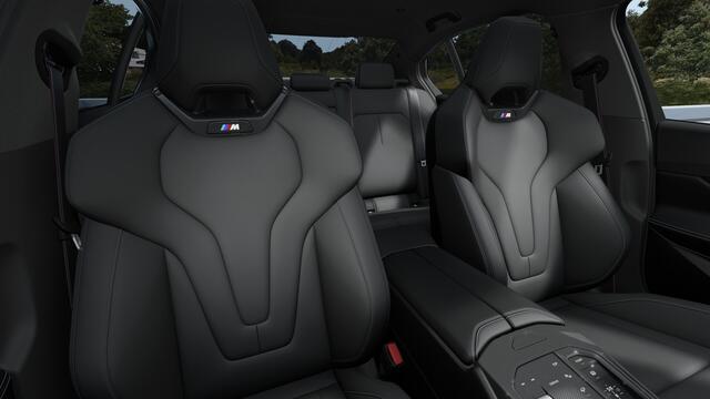 BMW 5-SERIE 530e M Sport Automaat / Achteruitrijcamera / M Multifunctionele Stoelen / Comfort Access / Adaptieve LED / Stuurverwarming
