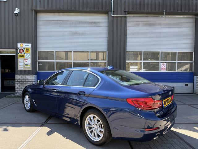 BMW 5-SERIE 520i High Executive