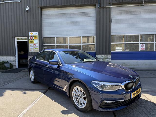 BMW 5-SERIE 520i High Executive