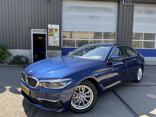 BMW 5-SERIE 520i High Executive