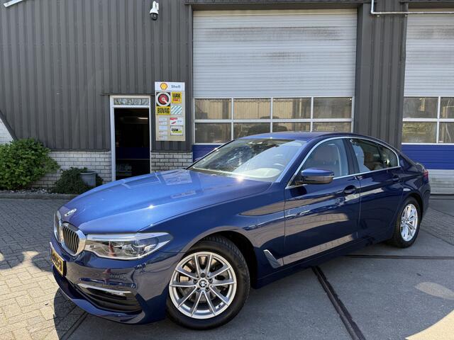 BMW 5-SERIE 520i High Executive