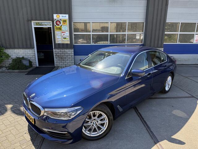 BMW 5-SERIE 520i High Executive