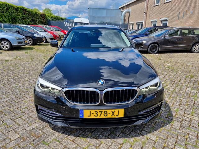 BMW 5-SERIE 530i SPORT-LINE ?ZEER NETTE AUTOI!!