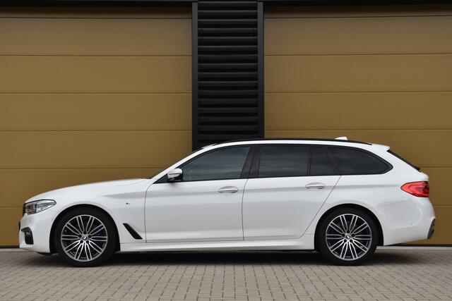 BMW 5-SERIE Touring 530i High Executive * M-Sport * Head-up * DAB * Panoramadak * Harman/Kardon *