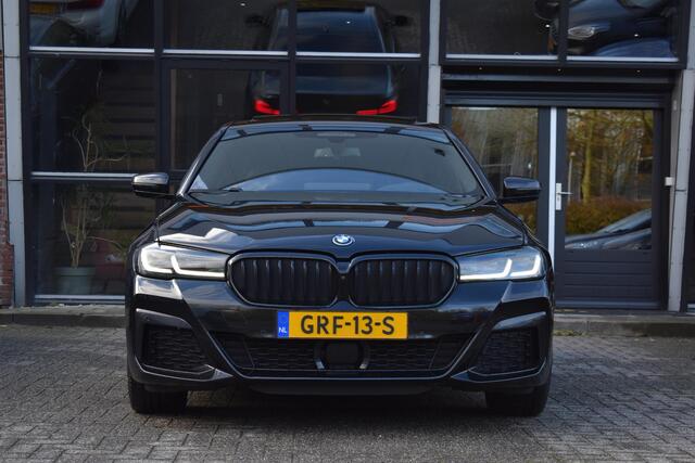 BMW 5-SERIE 530e Business Edition Plus M-Pakket HUD Pano Kuipstoelen ACC H&K