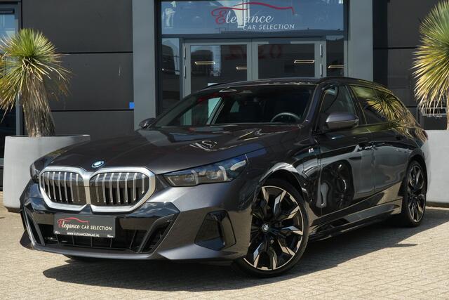 BMW 5-SERIE Touring 530e M Sport High Executive 300pk HarmanKardon/Stoelventilatie/360Camera