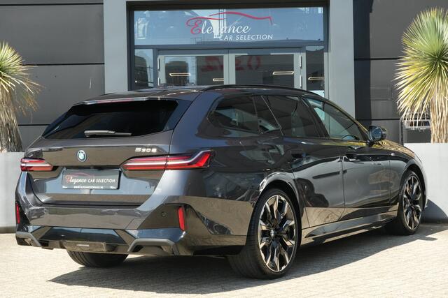 BMW 5-SERIE Touring 530e M Sport High Executive 300pk HarmanKardon/Stoelventilatie/360Camera
