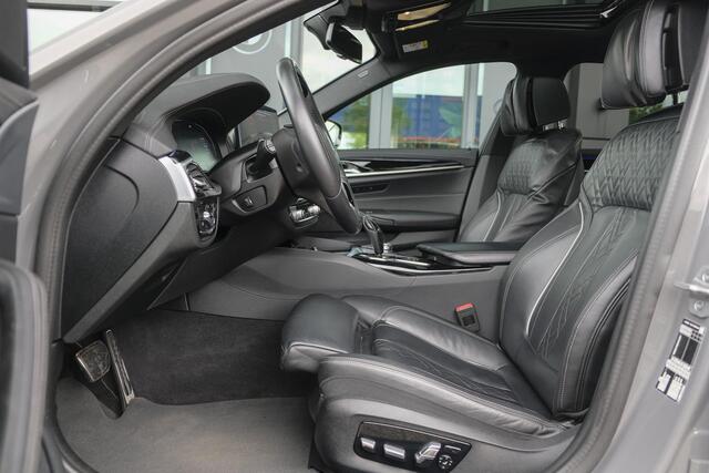 BMW 5-SERIE 520i 184pk M-sport Schuifdak *BTW* Comfortstoelen Individual Sfeerverlichting NLauto 1e Eigenaar