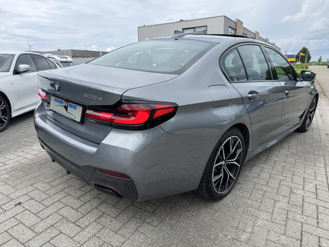 BMW 5-SERIE 530e M sport Edition Plus sch/dak, trekhaak elect. , comfort stoelen, memory, Head Up, etc etc