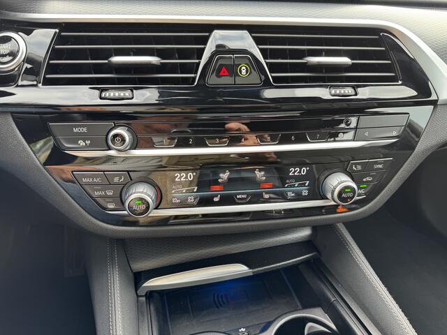 BMW 5-SERIE 530e M sport Edition Plus sch/dak, trekhaak elect. , comfort stoelen, memory, Head Up, etc etc