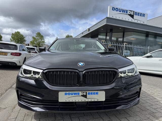 BMW 5-SERIE 520i Sportline High Executive