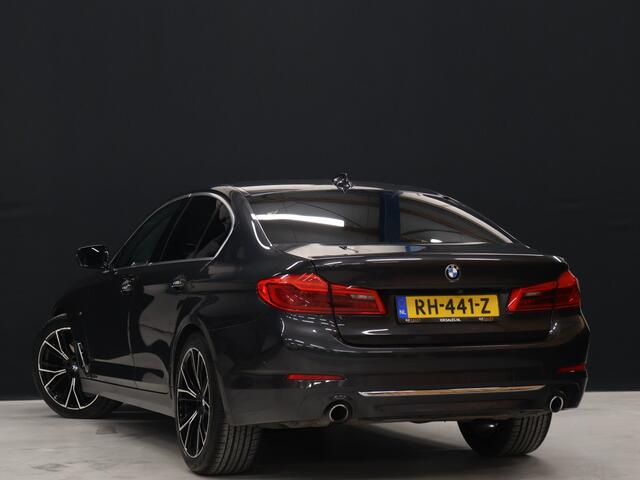 BMW 5-SERIE 530i High Executive [CRUISE, STOELVERWAMING, ELEKTRISCHE STOELEN, NIEUWSTAAT, ACHTERBANK VERWARMD]