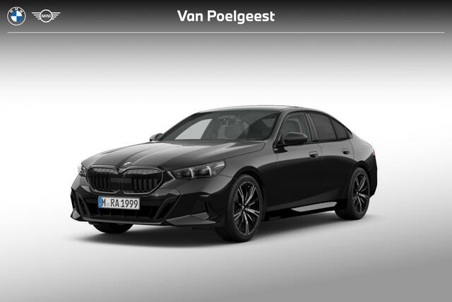 BMW 5-SERIE Sedan 520i | M Sportpakket Pro | Innovation Pack | Travel Pack | Comfort Pack | Trekhaak