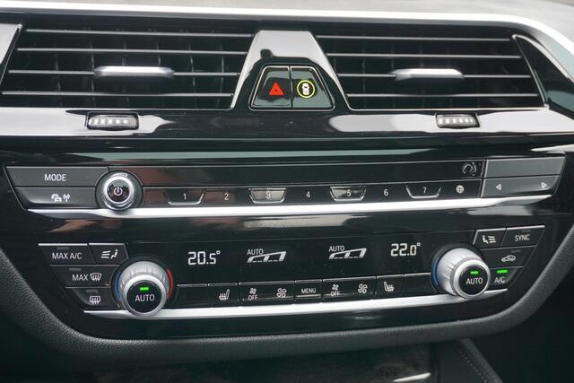 BMW 5-SERIE 520i High Executive Edition | H&K | Dak | ACC