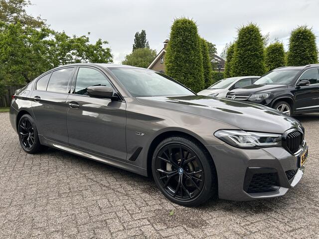 BMW 5-SERIE 530e Business Edition Plus M-Sport Head-Up