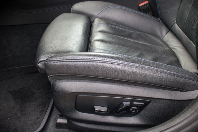 BMW 5-SERIE Touring 530i High Executive | M-pakket | Lederen Bekleding