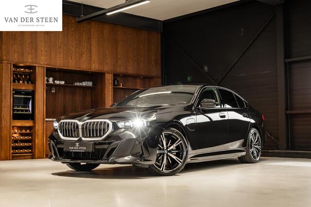 BMW 5-SERIE Touring 530e M Sport Edition Panoramadak | H&K | Stoelventilatie